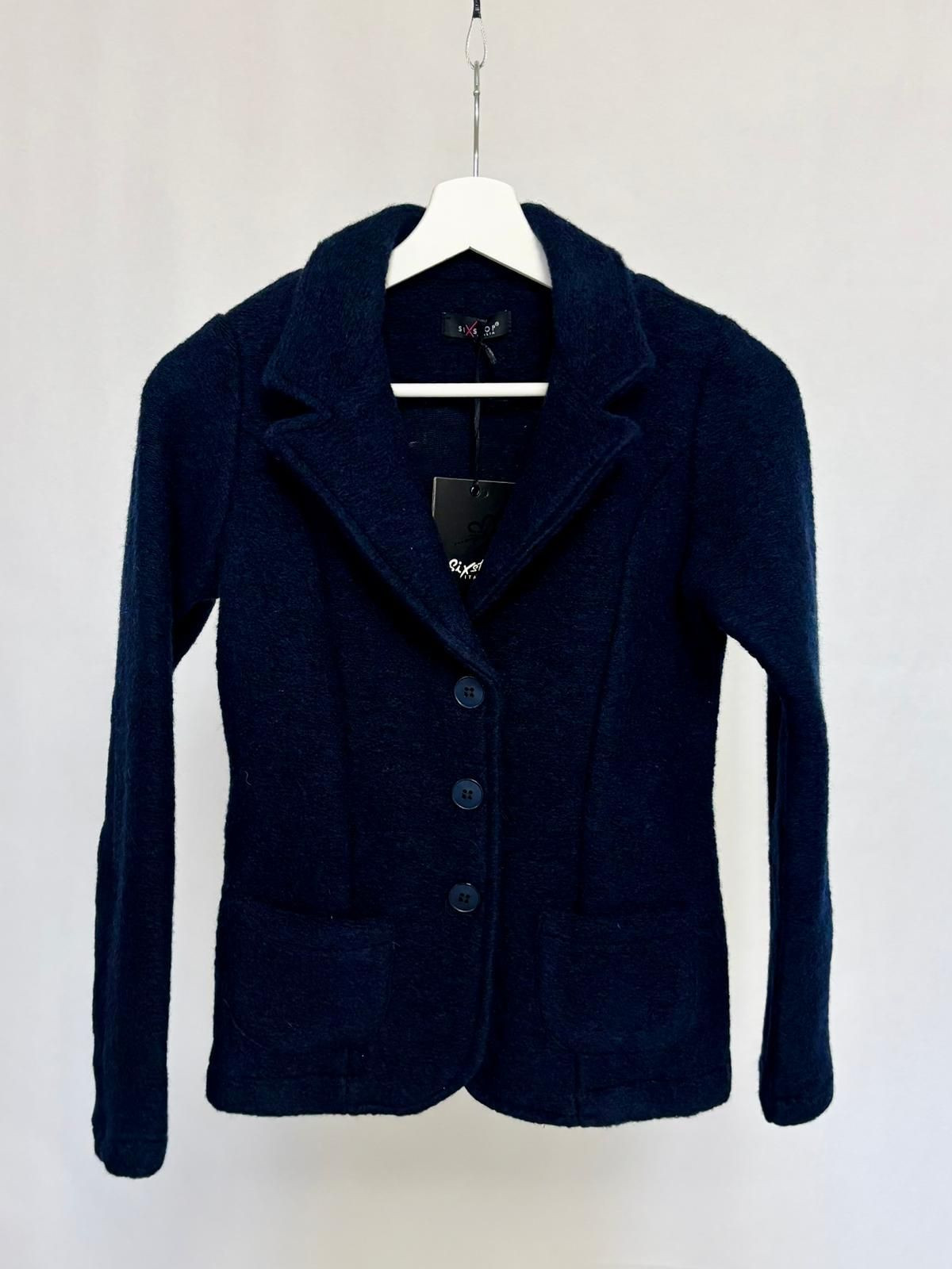 Boucle knit blazer