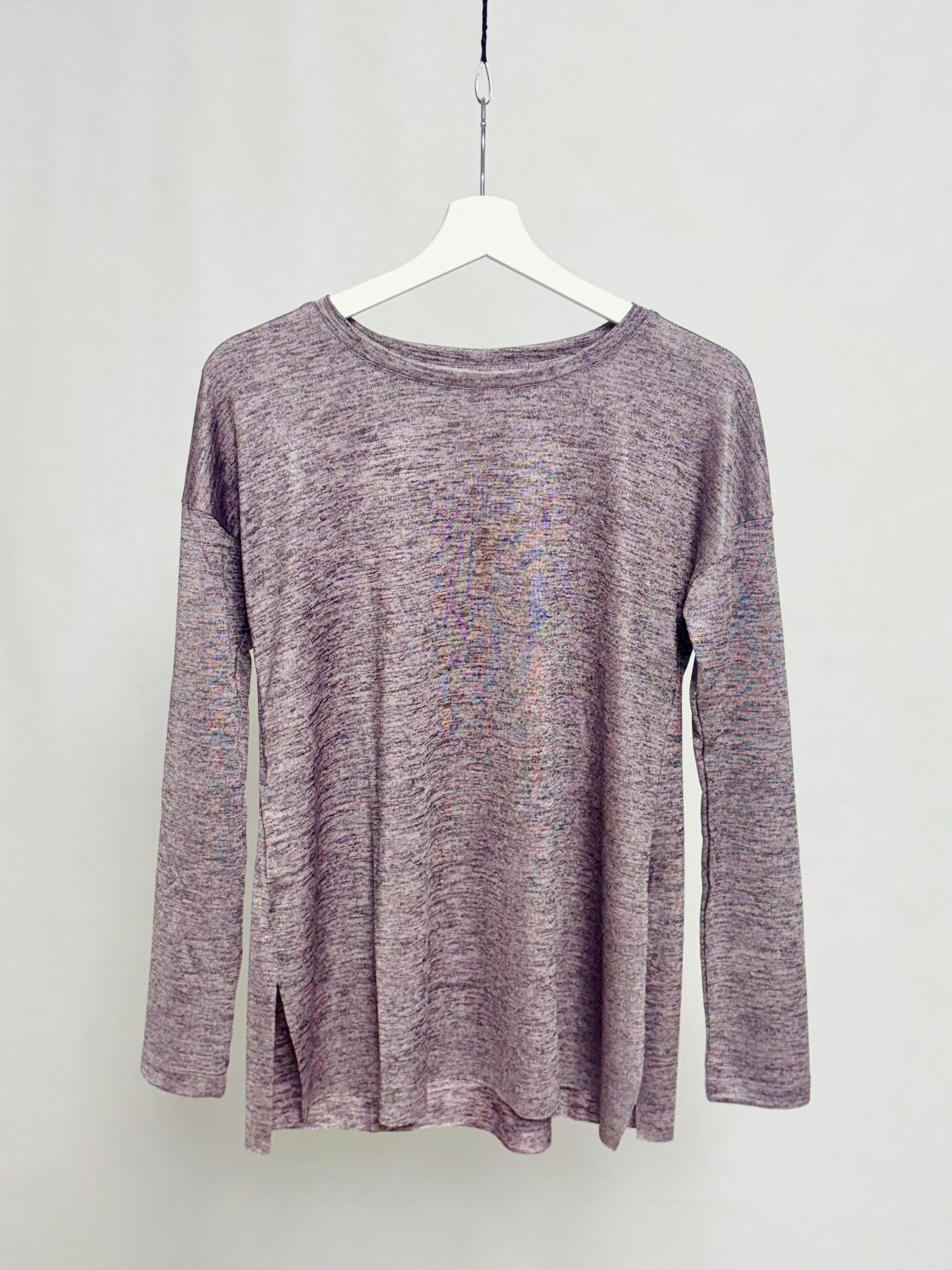 Oversized sweater in lightweight fabric