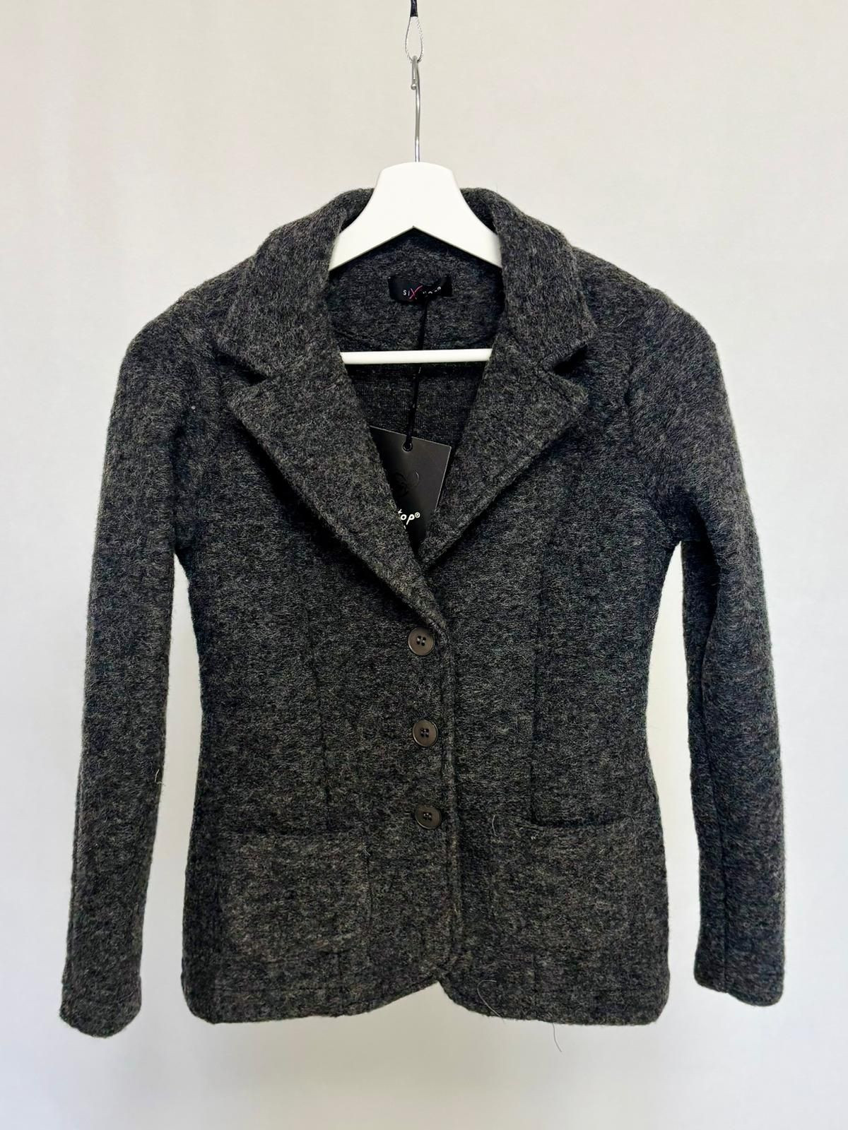 Boucle knit blazer