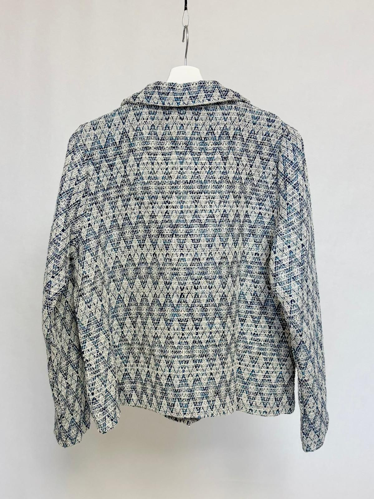 Geometric pattern blazer