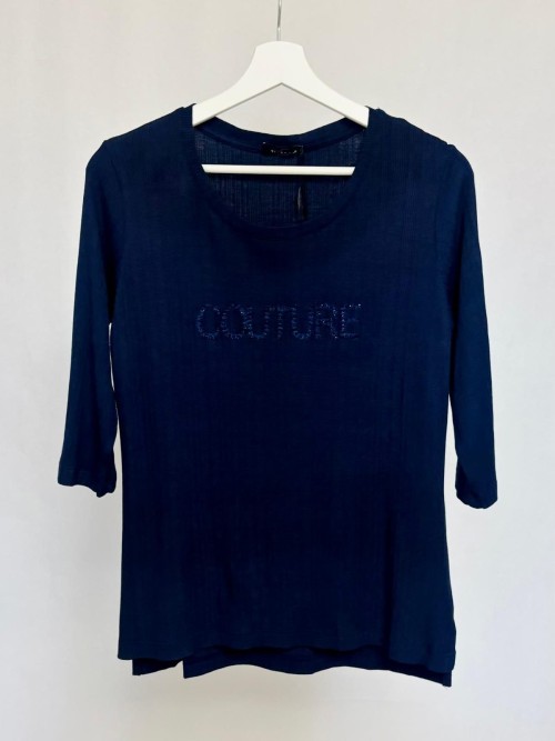 Ribbed sweater with decorative writing
